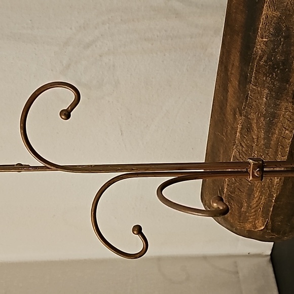 MCM Coffe Mug Tree - Picture 3 of 5